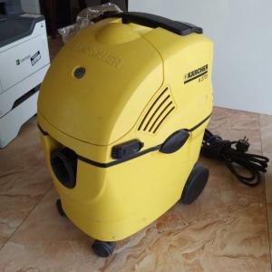 Aspirateur multifonction conçu pour nettoyer les liquides et les poussières